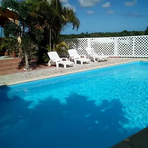 Hébergement de vacances Très Belle Location Touristique, Sainte-Anne (Grande-Terre)